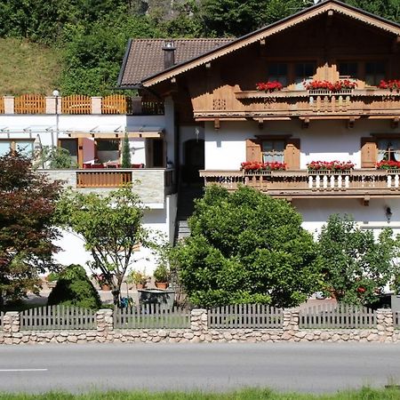 Apart Eberharter Aschau Im Zillertal Exterior photo